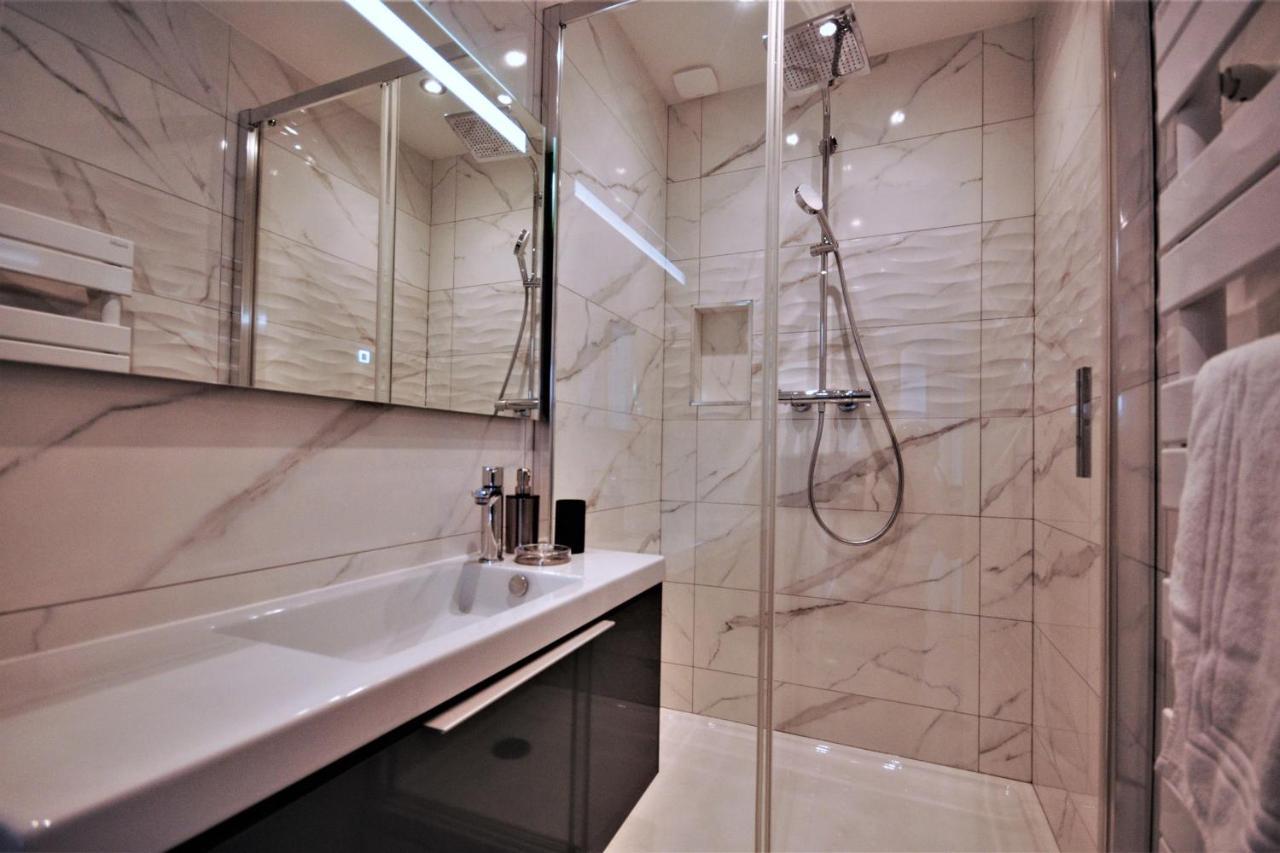 Le Matignon - Design Apartment Facing Lake אנסי מראה חיצוני תמונה